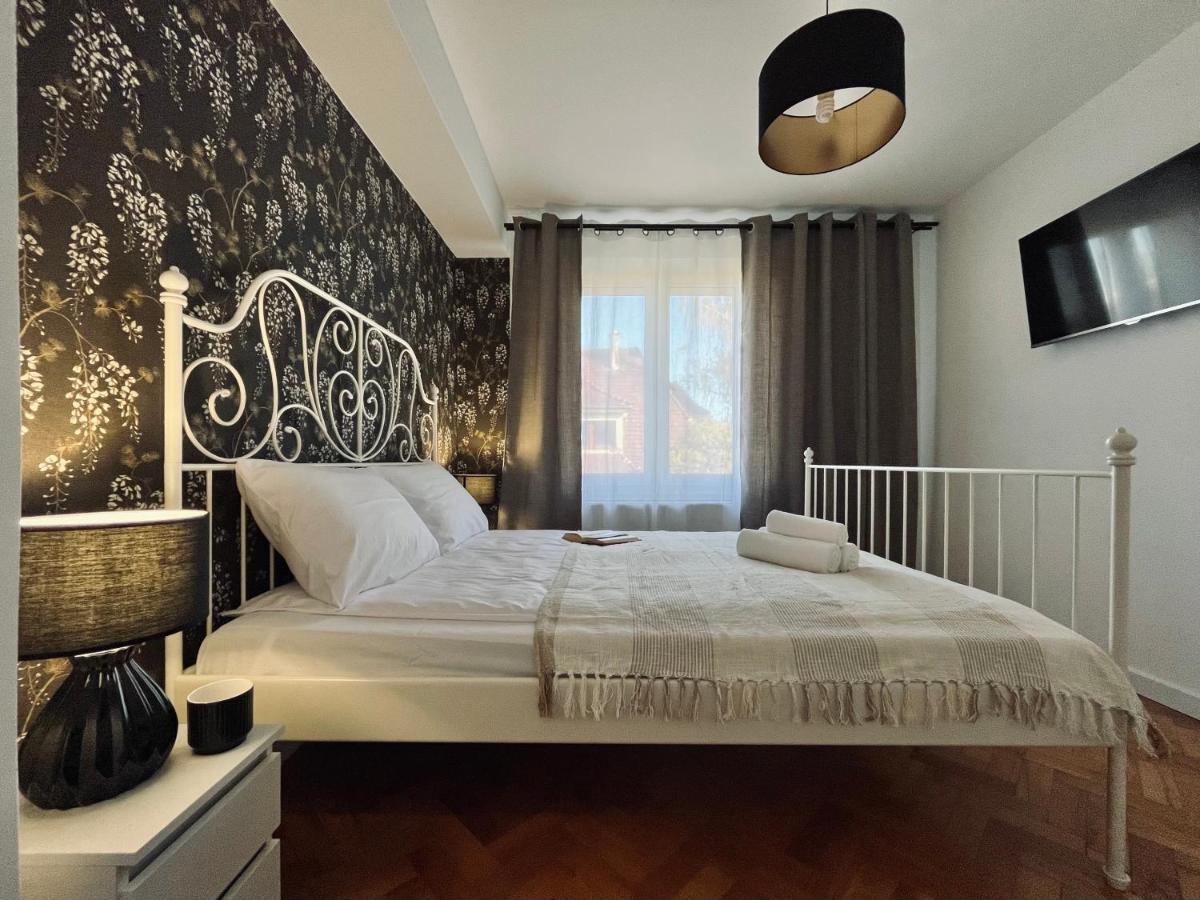 Apartament Dana Browna Еленя-Гура Экстерьер фото