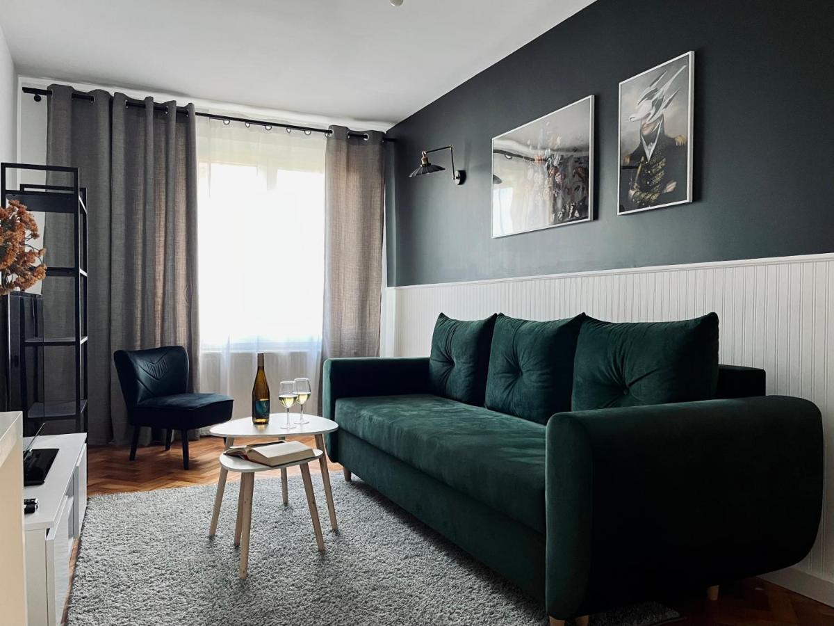 Apartament Dana Browna Еленя-Гура Экстерьер фото